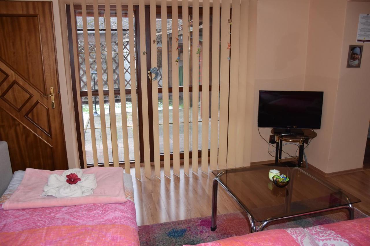 Dafinka Apartman Besztercebánya Kültér fotó