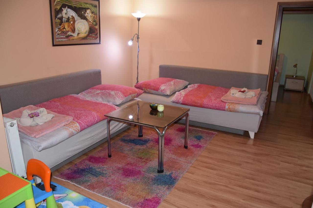 Dafinka Apartman Besztercebánya Kültér fotó