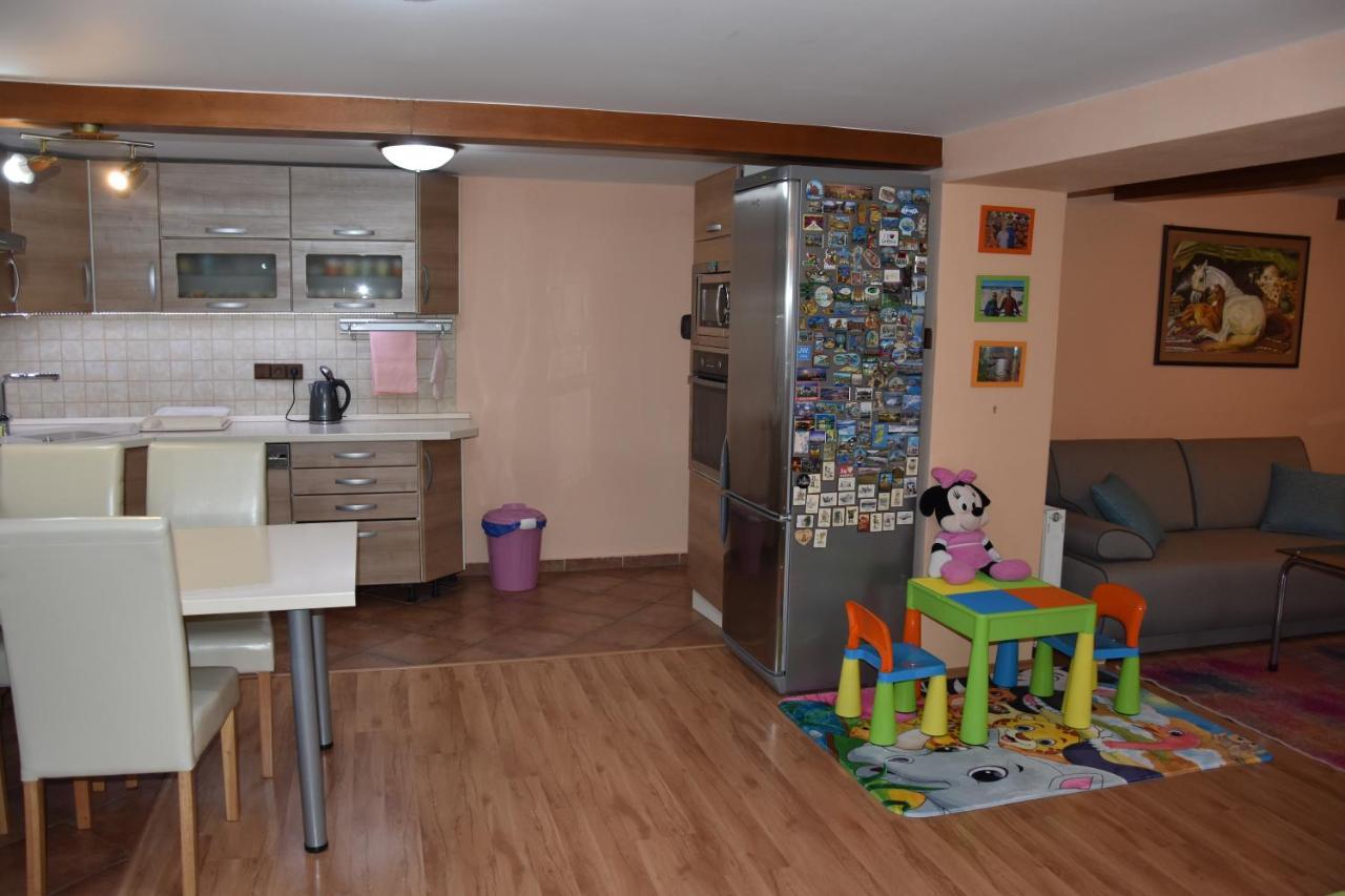 Dafinka Apartman Besztercebánya Kültér fotó