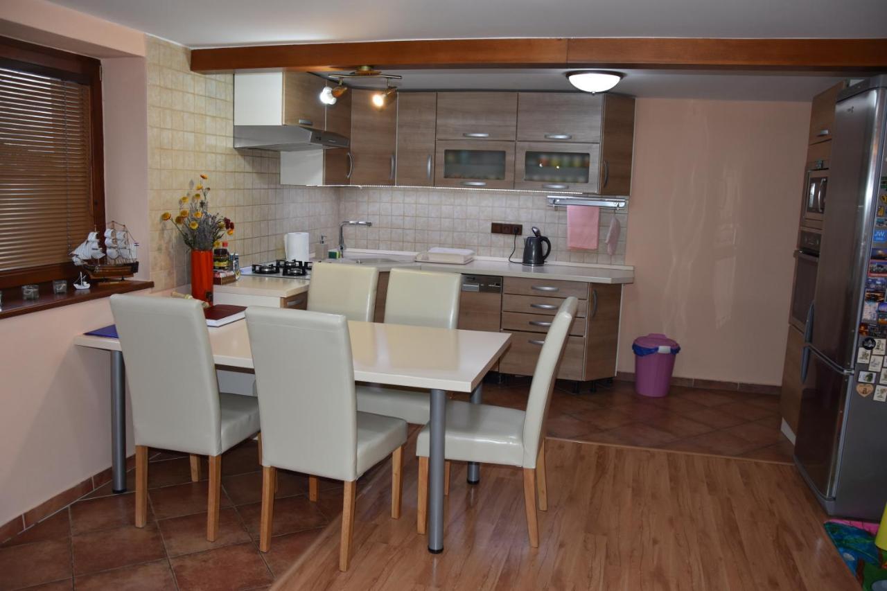 Dafinka Apartman Besztercebánya Kültér fotó