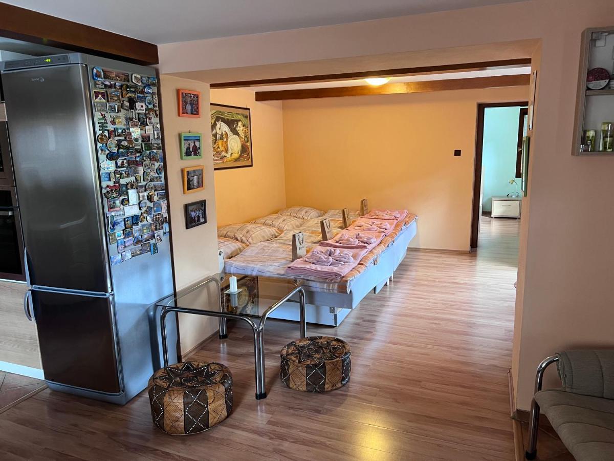 Dafinka Apartman Besztercebánya Kültér fotó
